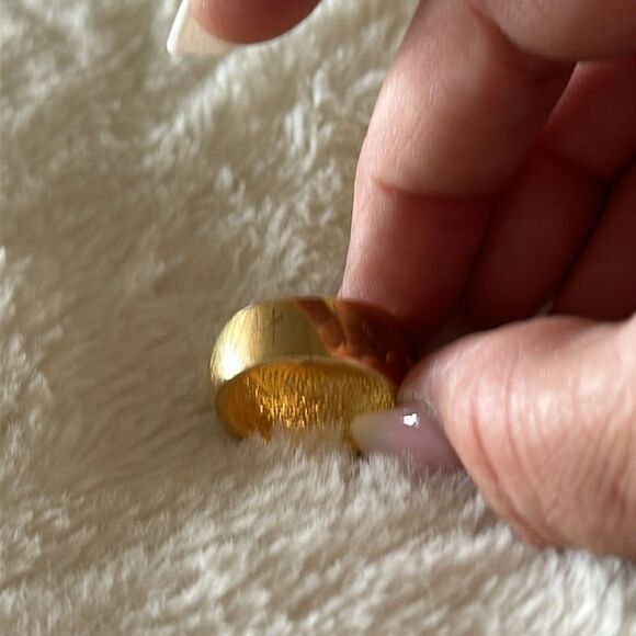 Vintage Crystal Cocktail Ring! - Picture 6 of 8